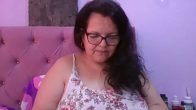 Snapshot of kassandra02 chatting on 07.13.26 kassandra02 online show from 07.13.26
