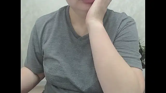 Snapshot of AsweetyAli chatting on 02.23.26 AsweetyAli online show from 02.23.26