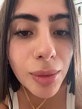 Snapshot of ValeryR_ chatting on 01.18.25 ValeryR online show from 01.18.25