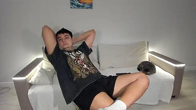 Snapshot of im_lucky_adam chatting on 03.11.26 im lucky adam online show from 03.11.26