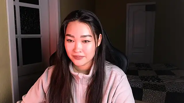 Erica Wayne online show from 01.07.25