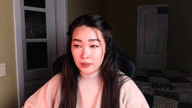 Erica Wayne online show from 01.08.25