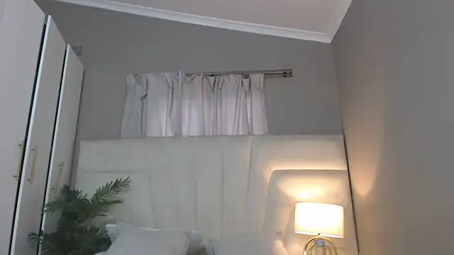 naughtyblackdolie online show from 11.20.25