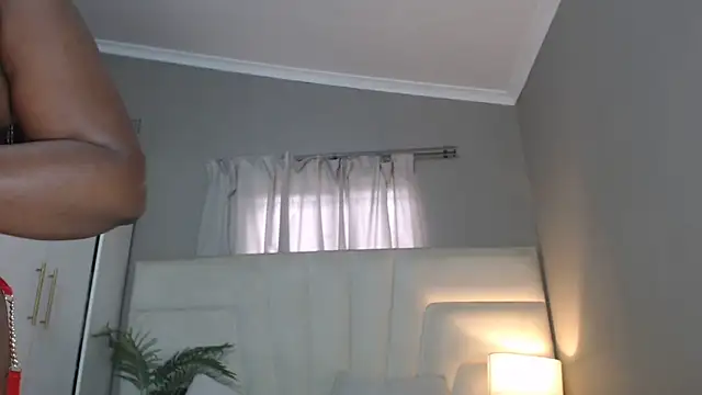 Snapshot of naughtyblackdolie chatting on 01.17.26 naughtyblackdolie online show from 01.17.26