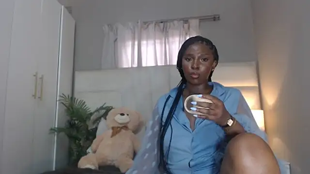 Snapshot of naughtyblackdolie chatting on 02.15.26 naughtyblackdolie online show from 02.15.26