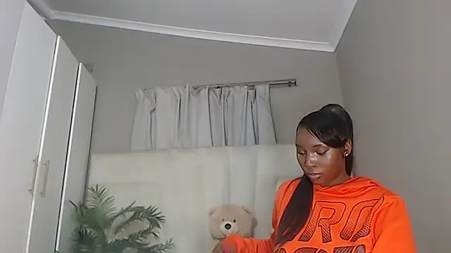 Snapshot of naughtyblackdolie chatting on 02.19.26 naughtyblackdolie online show from 02.19.26