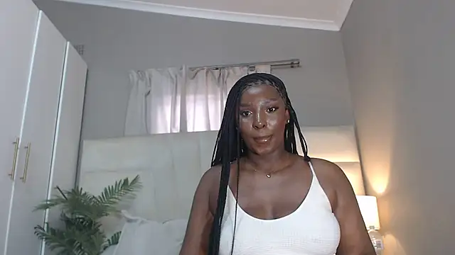 Snapshot of naughtyblackdolie chatting on 04.24.26 naughtyblackdolie online show from 04.24.26