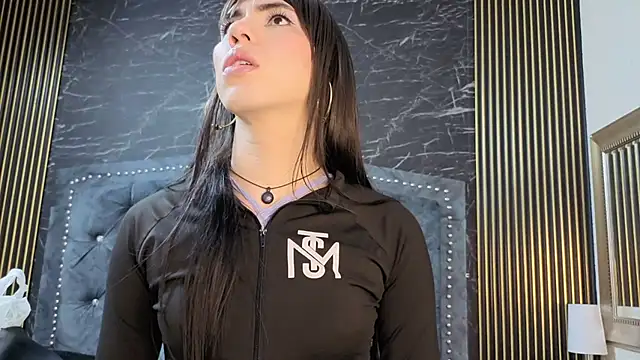 Snapshot of diosagolden chatting on 01.11.26 diosagolden online show from 01.11.26