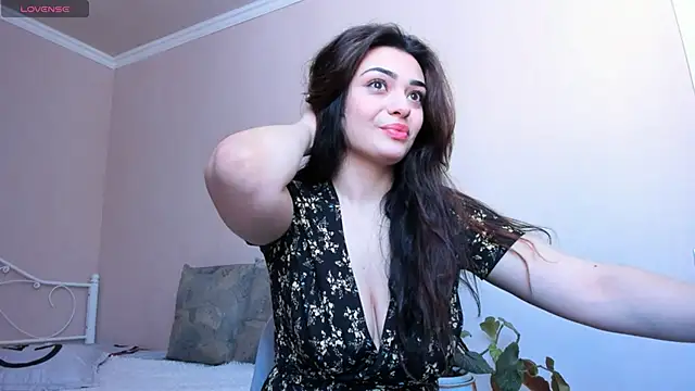  cleopattra  online show from 01.11.25