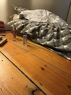 Snapshot of alexheels_boots chatting on 03.19.25 alexheels boots online show from 03.19.25