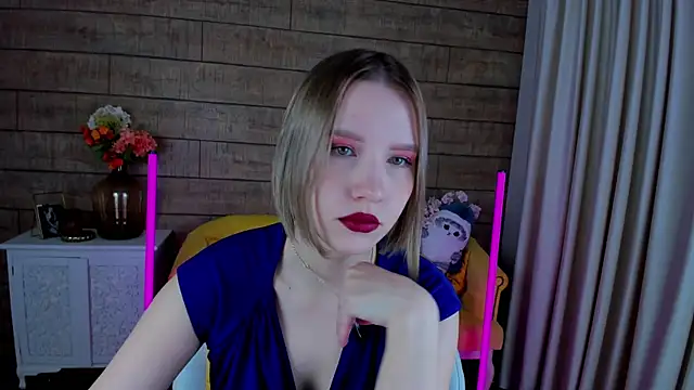 LiliLinn online show from 01.28.25