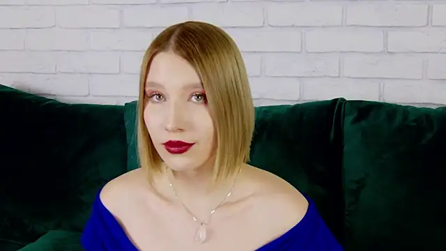 LiliLinn online show from 02.24.25