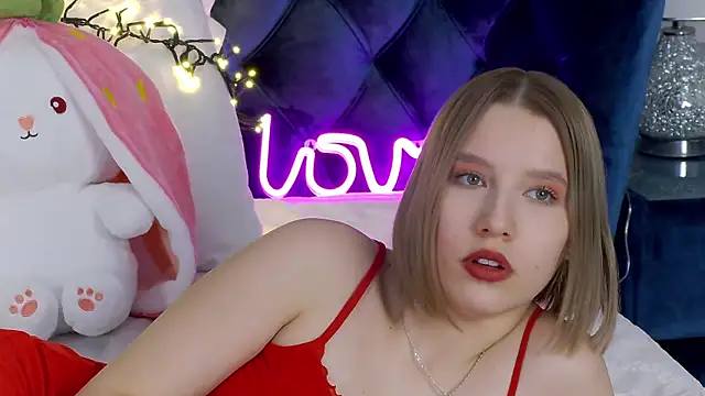 LiliLinn online show from 03.03.25