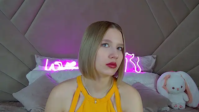 LiliLinn online show from 03.11.25