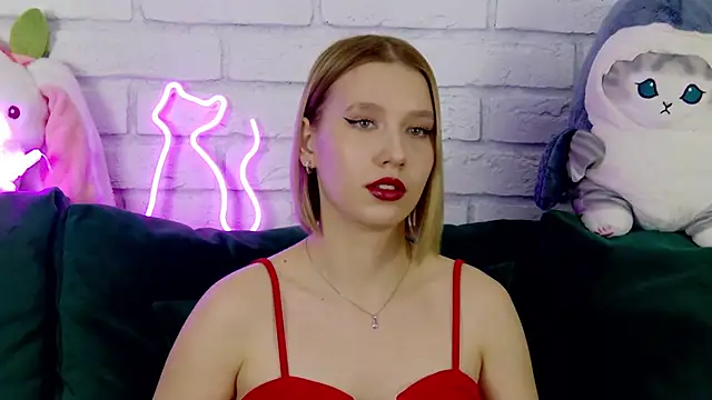 LiliLinn online show from 03.12.25