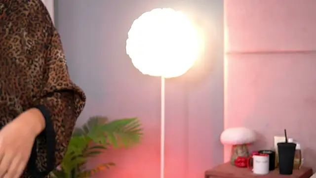 AlmaLuv online show from 01.15.26