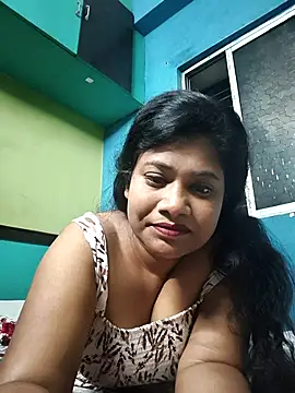 Snapshot of sexy_roma chatting on 04.02.26 sexy roma online show from 04.02.26