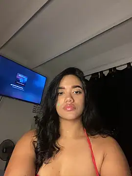 Snapshot of ElaEndez_ chatting on 05.16.26 ElaEndez online show from 05.16.26