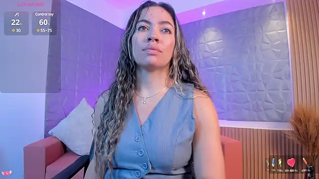 Alessia Taylorr online show from 02.14.25