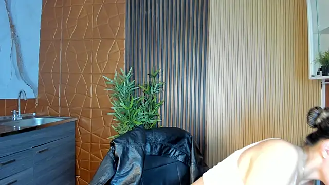 Alessia Taylorr online show from 03.10.25