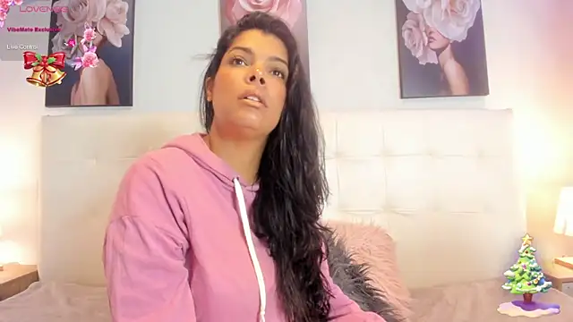 Sweetdreamses  online show from 12.28.24