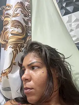 Snapshot of Indiazinhax chatting on 03.12.26 Indiazinhax online show from 03.12.26