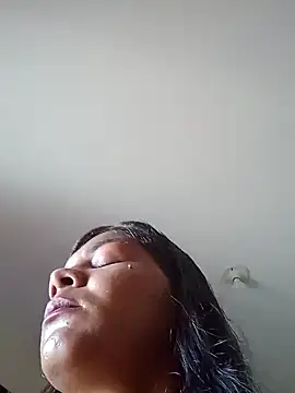 Snapshot of Indiazinhax chatting on 03.15.26 Indiazinhax online show from 03.15.26