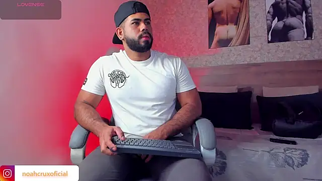 noah crux online show from 10.27.25