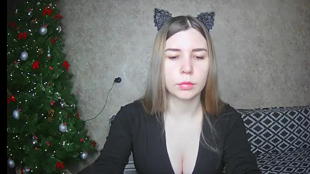 ElllaNuar online show from 01.28.25