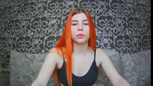 ElllaNuar online show from 10.28.25