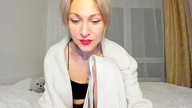 Mona Cruz online show from 03.10.25