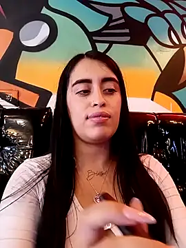 Snapshot of Freyja300 chatting on 12.28.24 Freyja300 online show from 12.28.24