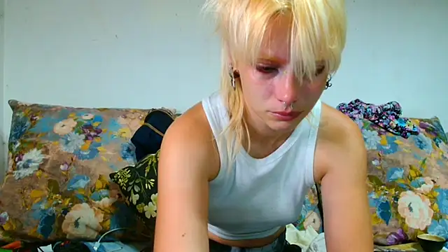 Sophie Bell online show from 08.09.26