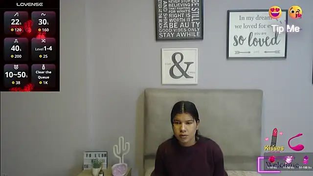 SophiaMeyerst online show from 04.13.26