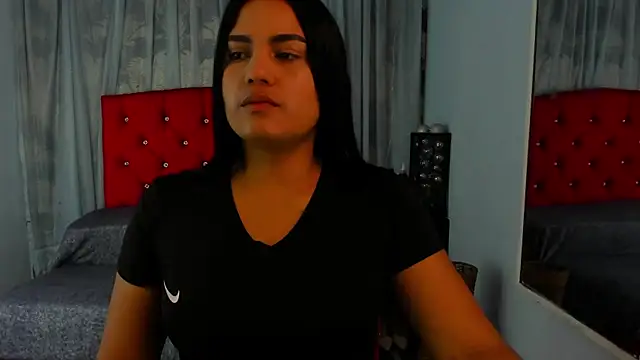Cumming Tiffani online show from 02.18.25
