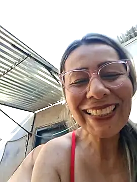 Mia-funny20 online show from 05.13.26