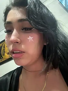 emma  cute   online show from 01.26.25