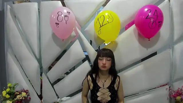 Aurora 18 online show from 12.28.24