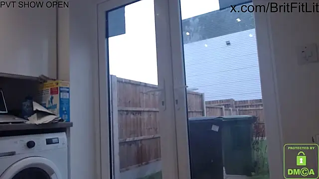 BritishHappyEnding online show from 01.01.25