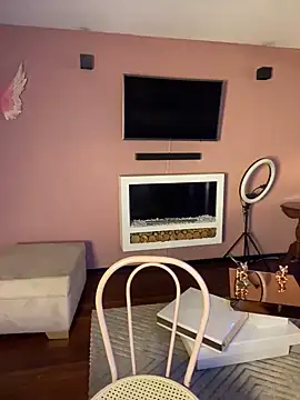 MiaWhitePink  online show from 12.12.24