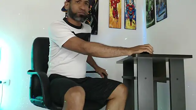 Enriblack92 online show from 12.29.24