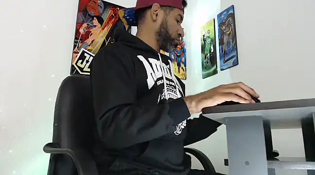 Enriblack92 online show from 12.30.24