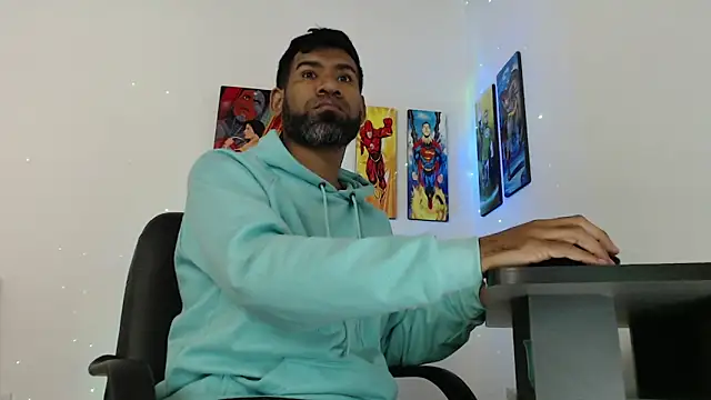 Enriblack92 online show from 12.30.24