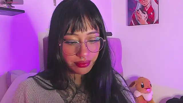 Akari1 Mischief online show from 12.06.24