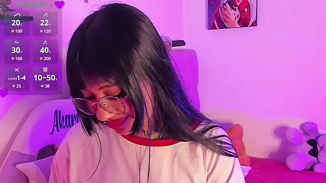 Akari1 Mischief online show from 12.08.24