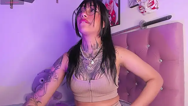 Akari1 Mischief online show from 02.11.25