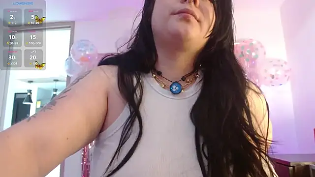 Layna cold online show from 02.11.26