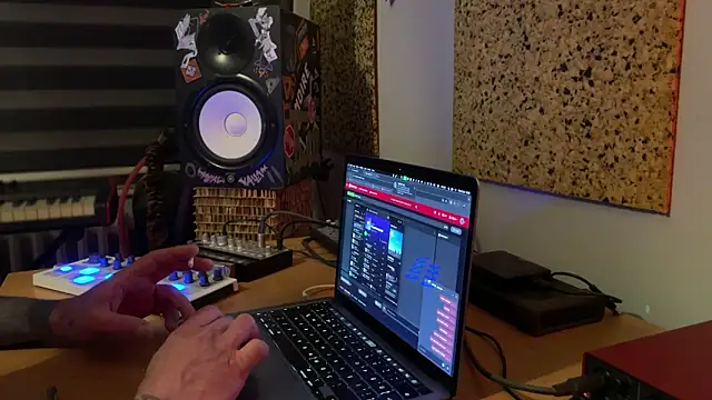 kameray12 online show from 03.07.25