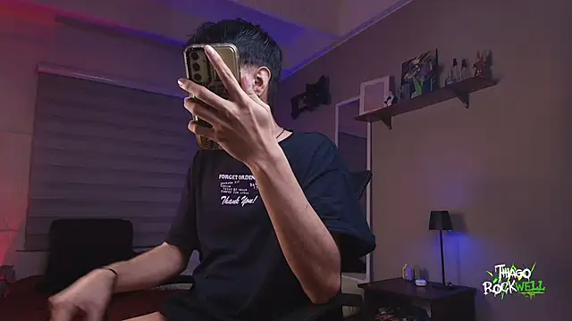 Snapshot of thiago_rockwelll chatting on 02.24.25 thiago rockwelll online show from 02.24.25