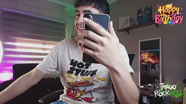 Snapshot of thiago_rockwelll chatting on 09.25.25 thiago rockwelll online show from 09.25.25